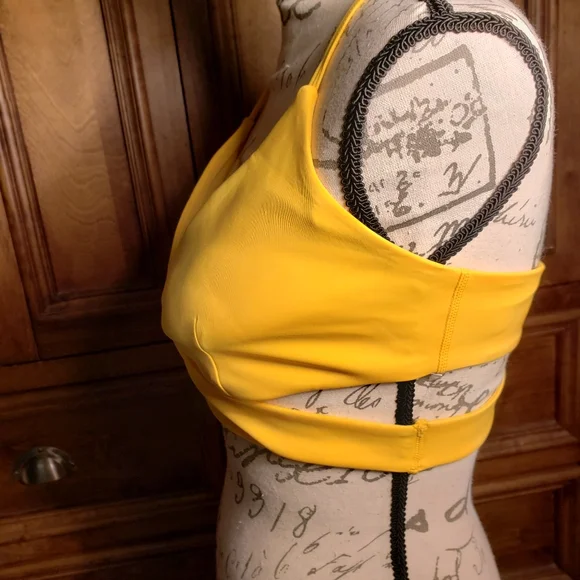 REVOLVE Lovewave Brittany Criss-cross Sports Bra Yellow Various Sizes New - Picture 7 of 15